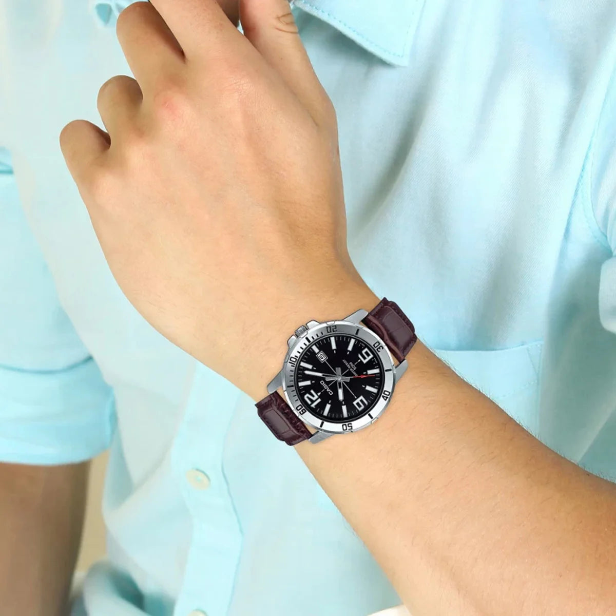 RELOJ CASIO CUERO MTP-VD01L-1BV