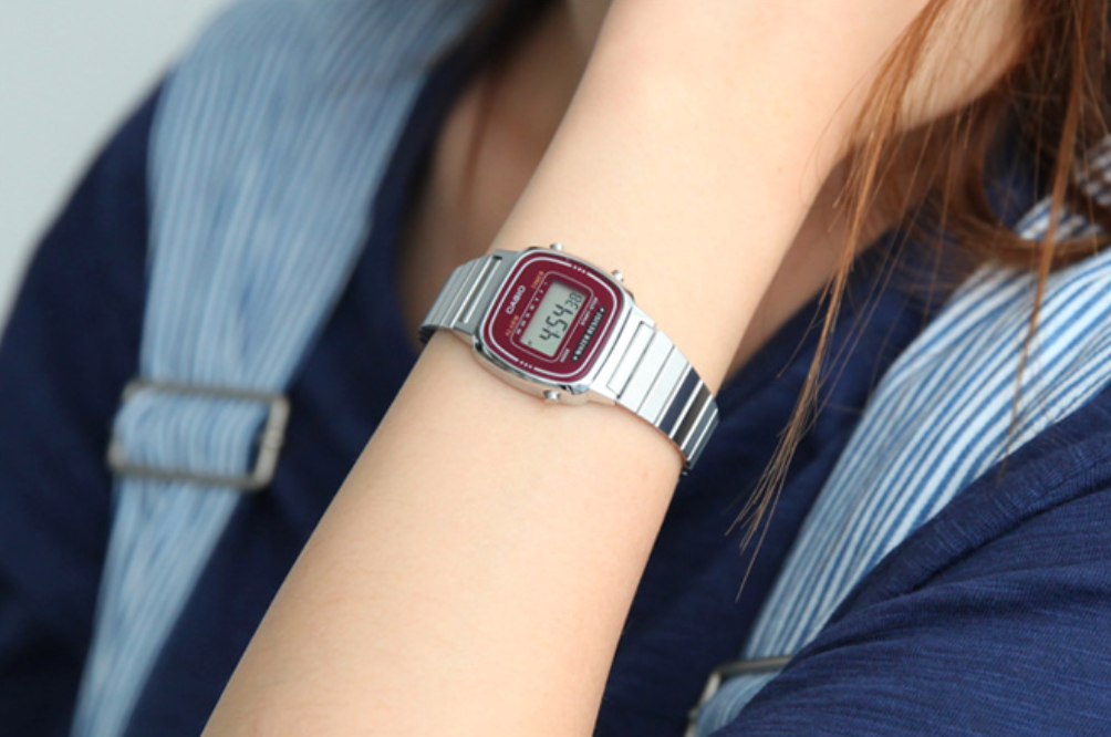RELOJ CASIO LA-670WA-4